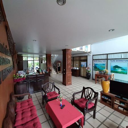 Holiday Guest House Bãi biển Chaweng Ngoại thất bức ảnh