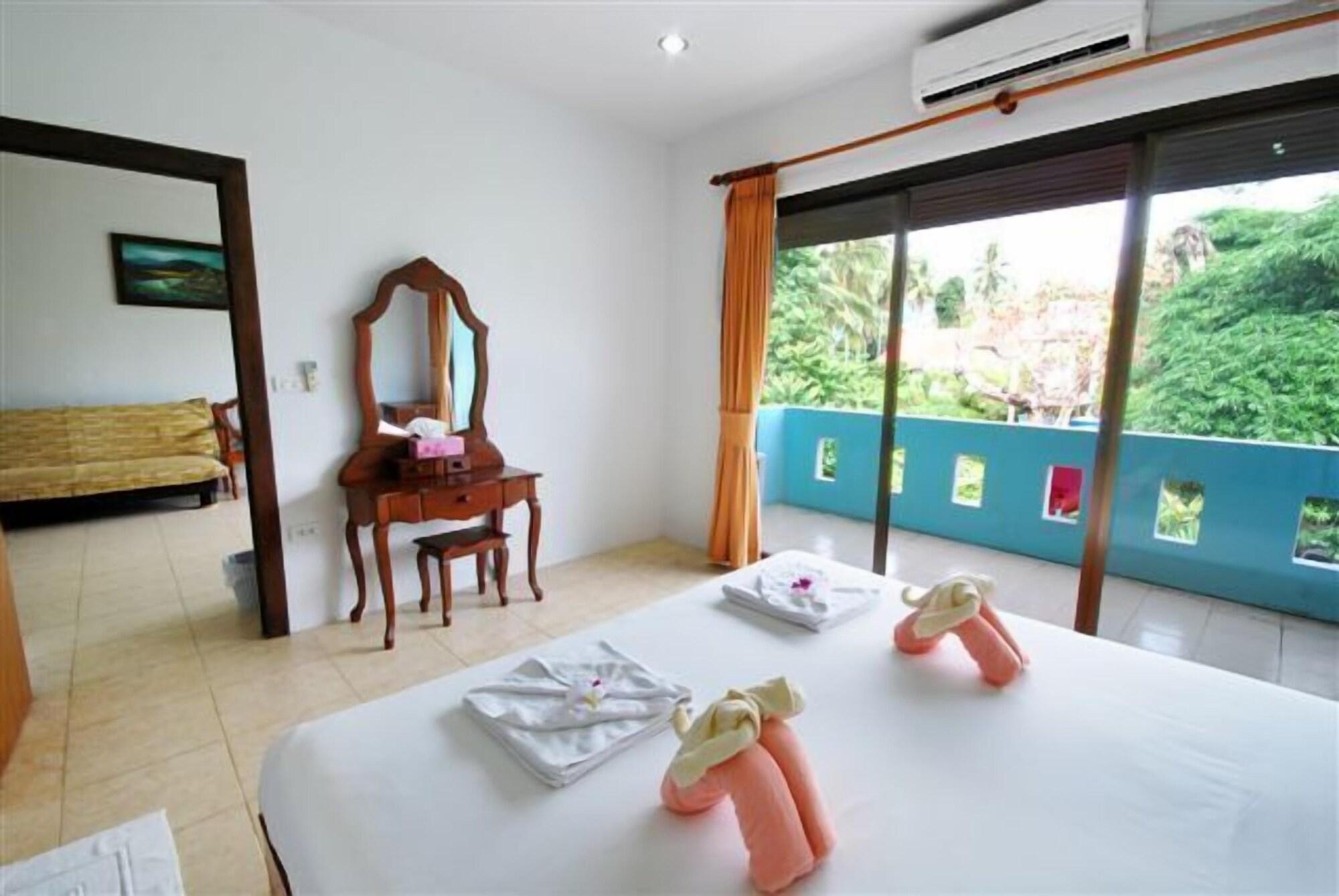 Holiday Guest House Bãi biển Chaweng Ngoại thất bức ảnh