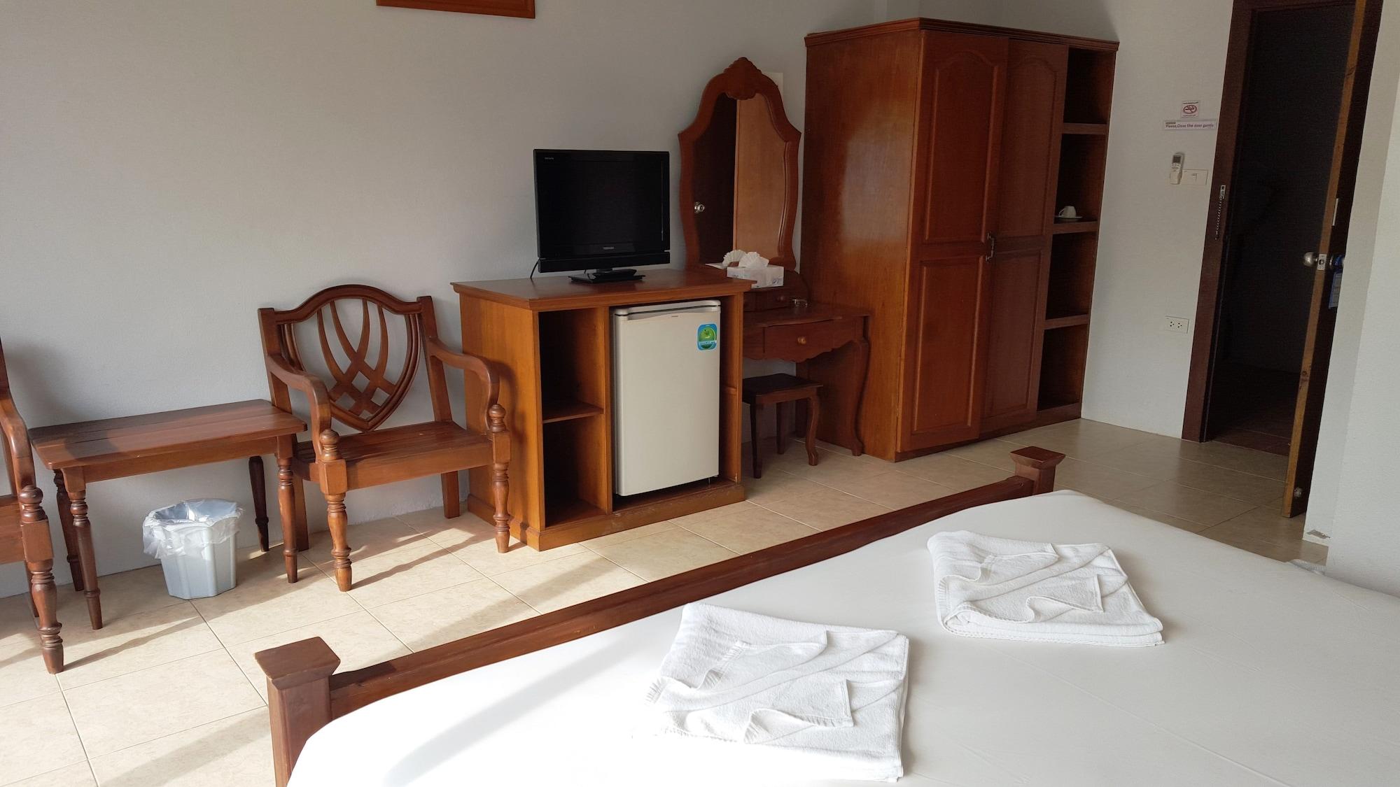 Holiday Guest House Bãi biển Chaweng Ngoại thất bức ảnh