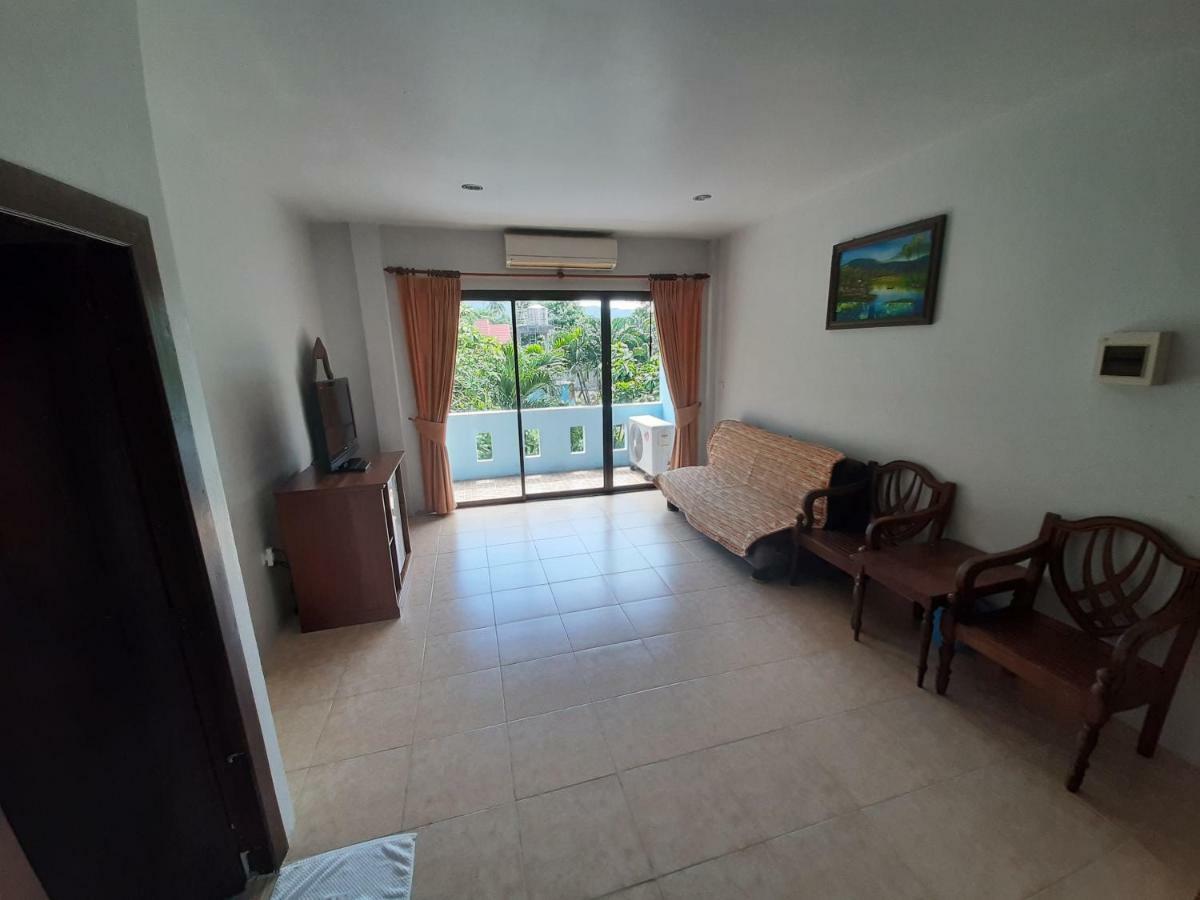 Holiday Guest House Bãi biển Chaweng Ngoại thất bức ảnh